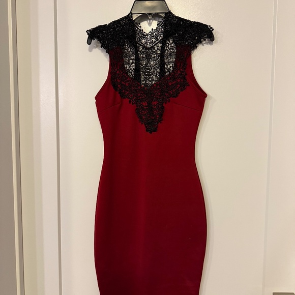 Charlotte Russe S Red & Black Lace Dress ❤️🖤 - Picture 1 of 3